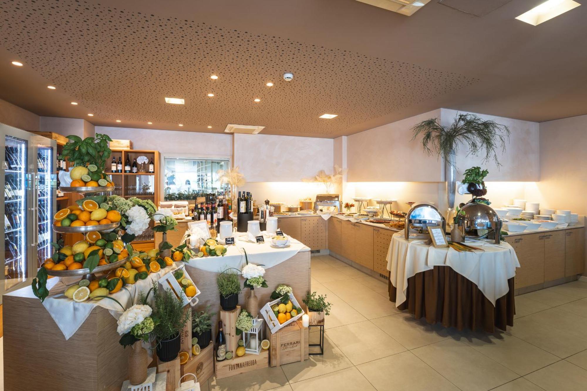 Jesolopalace Hotel & Aparthotel Экстерьер фото